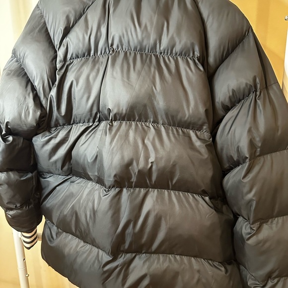 Adidas Black and white reversible Quilted Jacket-brand new no tag - Picture 3 of 5